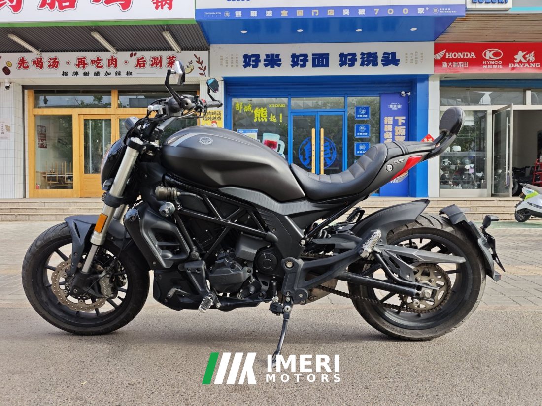 Benelli 502C 500 cc - мотоцикл из Китая