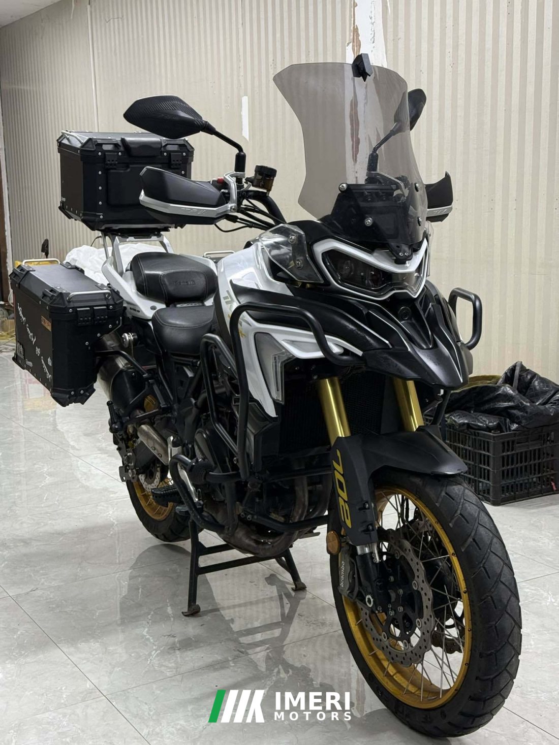 Benelli TRK702 700 cc - мотоцикл из Китая