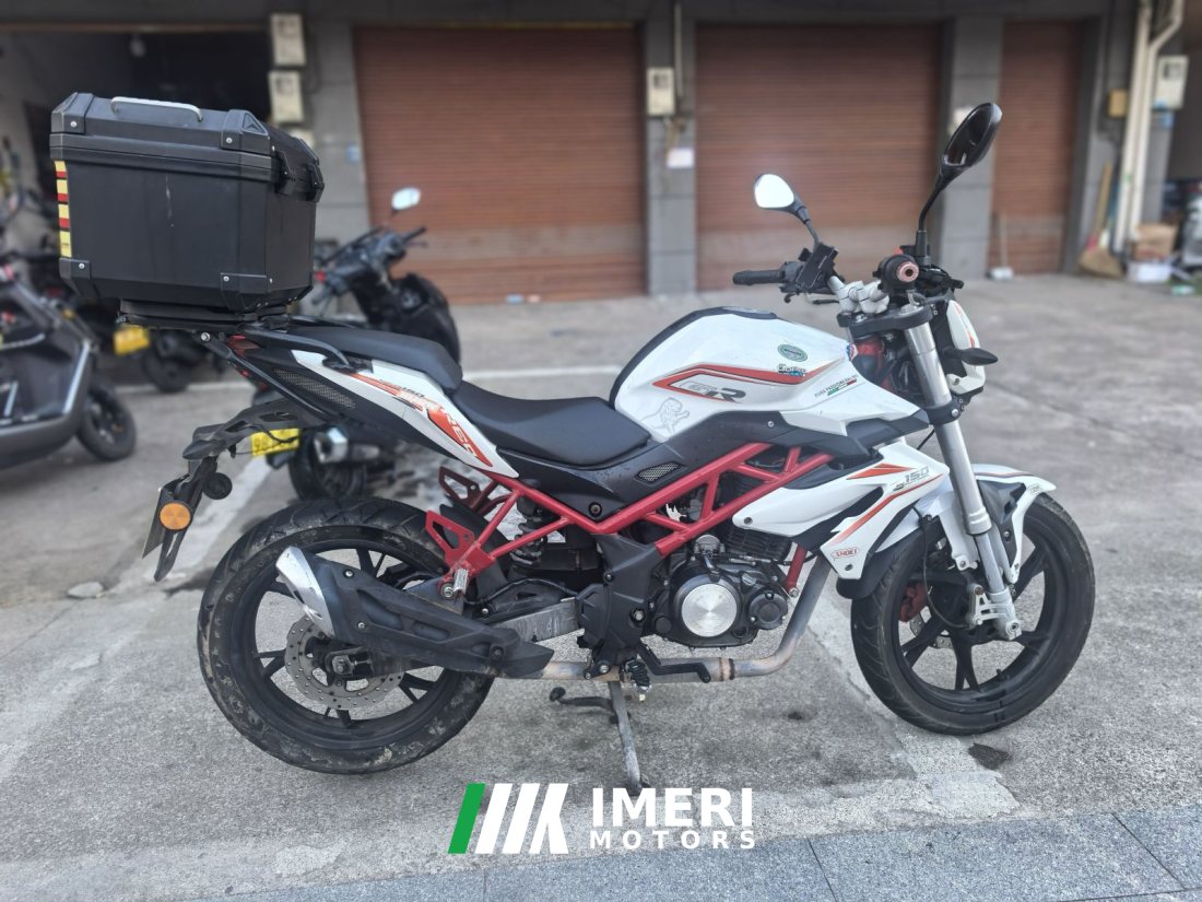 Benelli TNT150i - мотоцикл из Китая