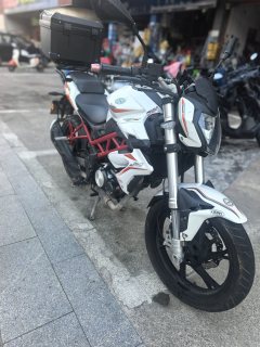 Benelli TNT150i - фото 4