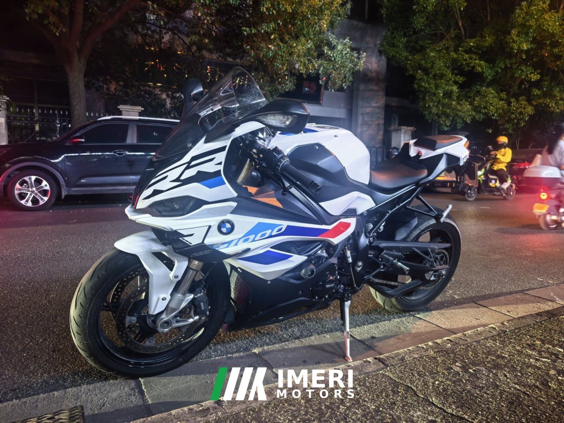 BMW S 1000 RR - мотоцикл из Китая