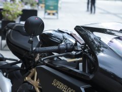 MV Agusta Superveloce 800 - фото 10