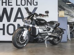 Triumph Rocket 3 2500 cc - фото 1