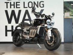 Triumph Rocket 3 2500 cc - фото 11
