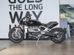 Triumph Rocket 3 2500 cc - фото 4