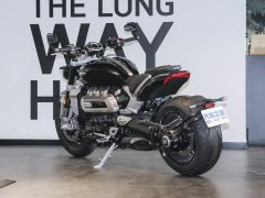 Triumph Rocket 3 2500 cc - фото 6