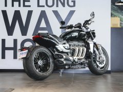 Triumph Rocket 3 2500 cc - фото 8