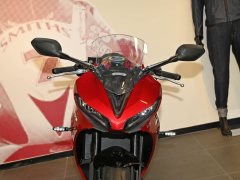 Triumph Daytona 660 - фото 10