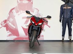 Triumph Daytona 660 - фото 2