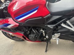 Honda CBR650R - фото 1
