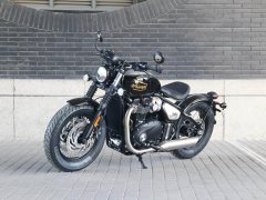 Triumph Bonneville Bobber 1200 cc - фото 1