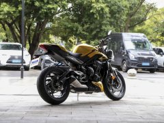 Triumph Street Triple 765 - фото 10