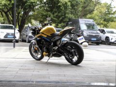 Triumph Street Triple 765 - фото 8