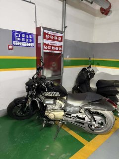 QJMOTOR Flash 300 - фото 2