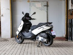 Piaggio X7 250 cc - фото 5
