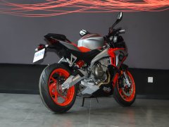 Aprilia Tuono 660 - фото 7