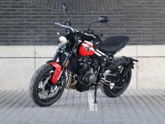Triumph Trident 660 - фото 1