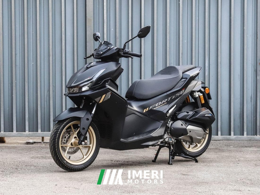 QJMOTOR 150S - мотоцикл из Китая
