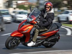 Piaggio Beverly 400 - фото 8