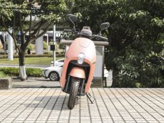 Xiaxinsanyang CLBCU 125 cc - фото 2