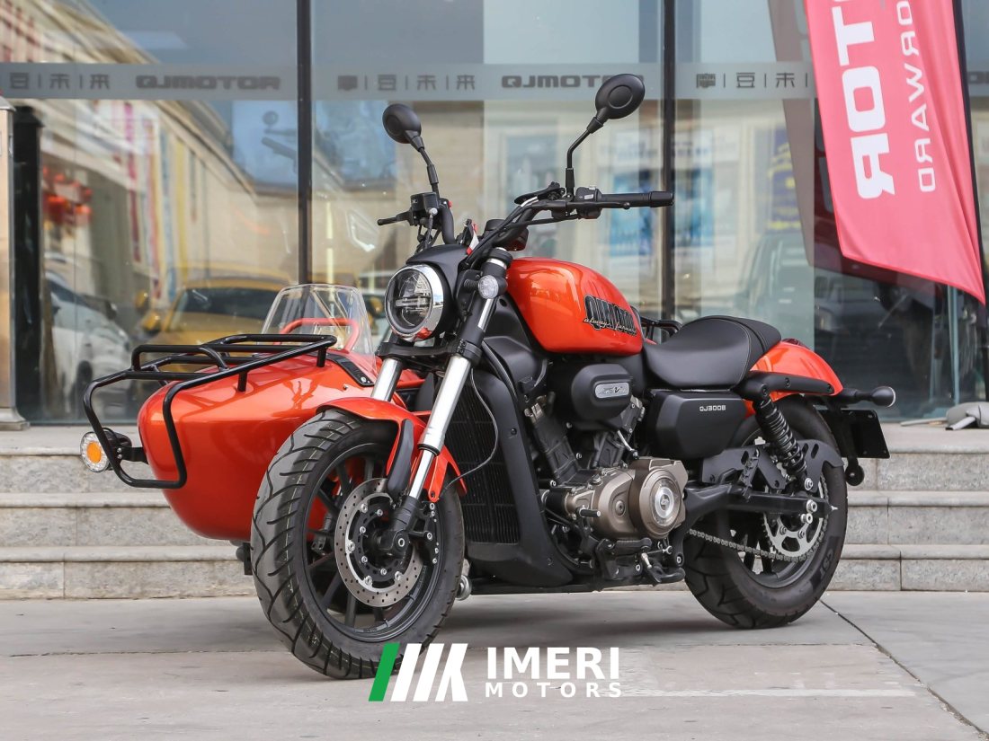 QJMOTOR 300+ - мотоцикл из Китая