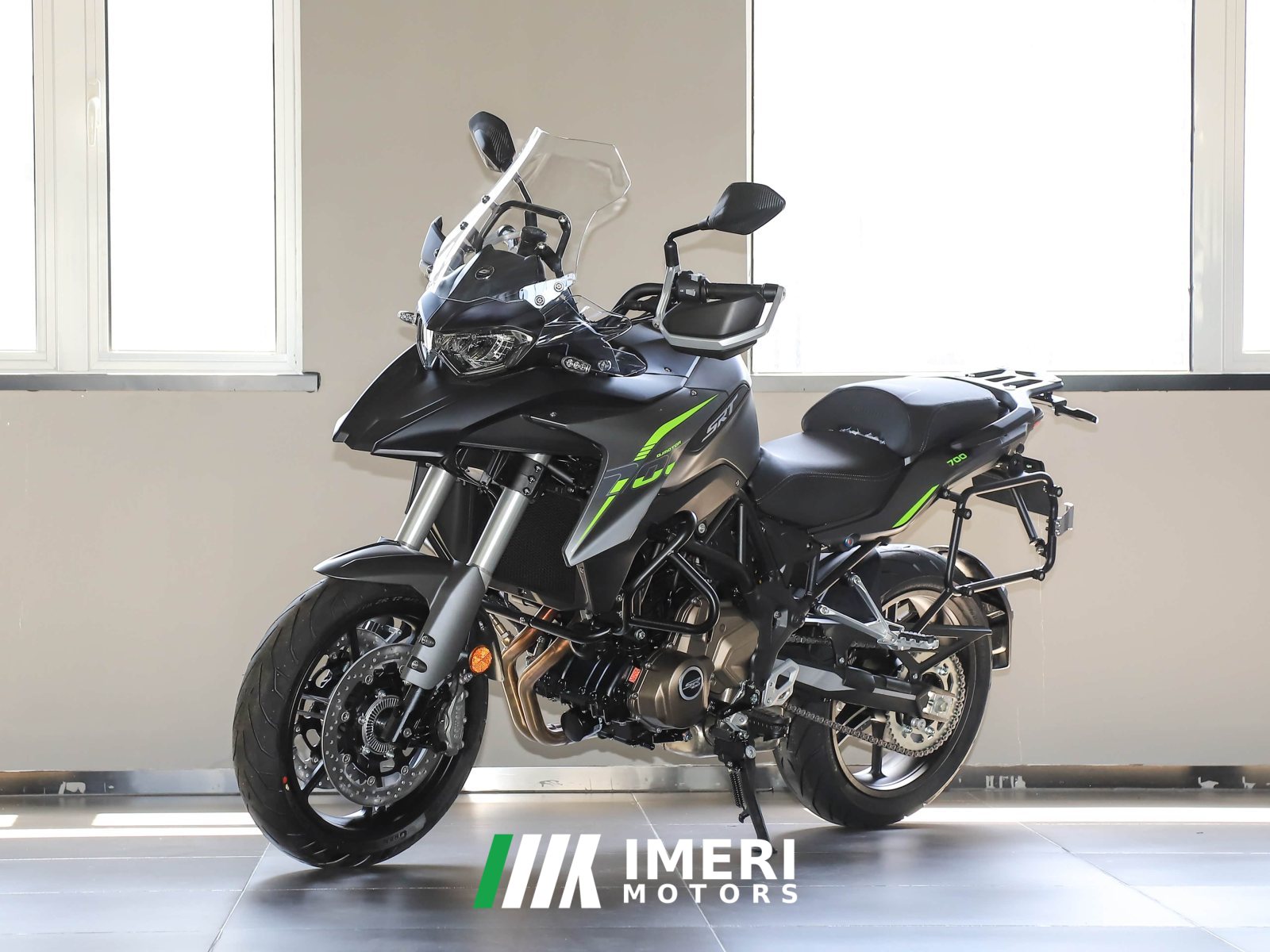 2024 QJMOTOR 700S