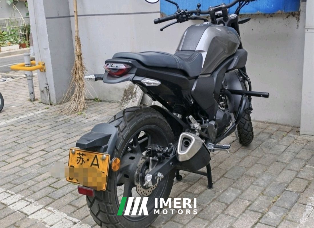 Sundiro Honda CBF190TR - мотоцикл из Китая