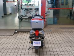 QJMOTOR 125 - фото 9
