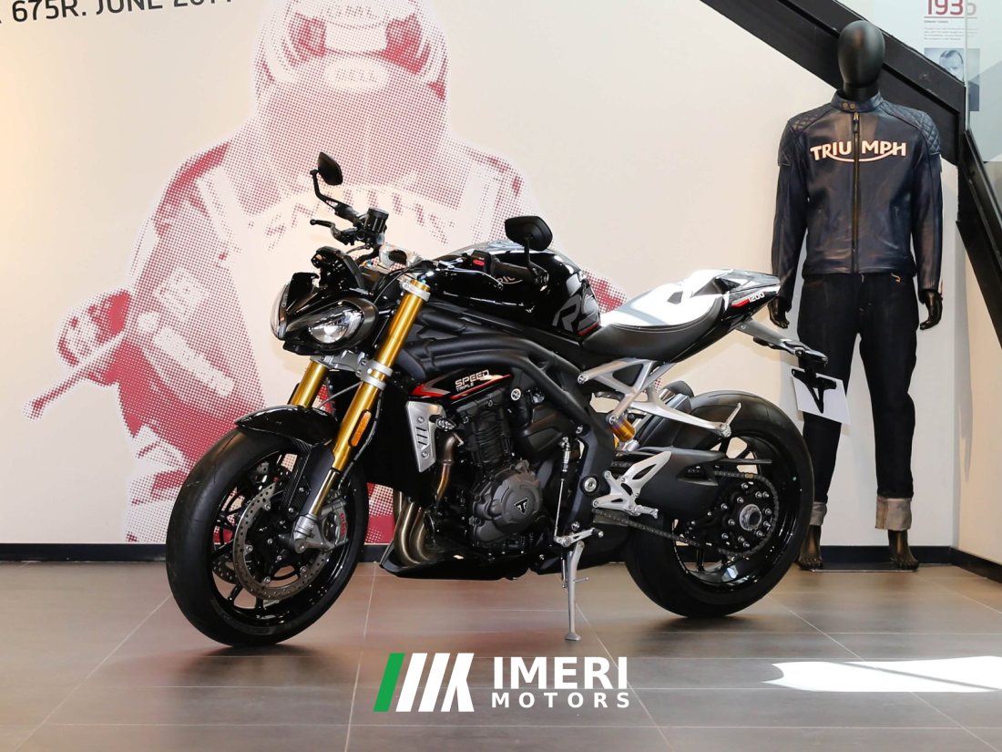 Triumph Speed Triple 1200 - мотоцикл из Китая