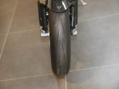 Triumph Speed Triple 1200 - фото 12