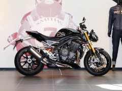 Triumph Speed Triple 1200 - фото 8