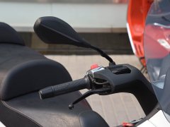 Piaggio MP3 500 - фото 11