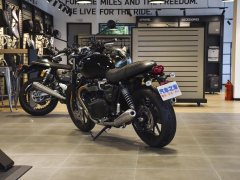 Triumph Speed Twin 1200 - фото 6