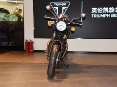 Triumph Bonneville T100 900 cc - фото 11
