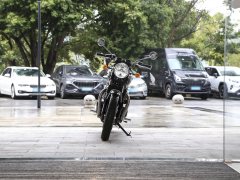 Triumph Bonneville T100 900 cc - фото 2