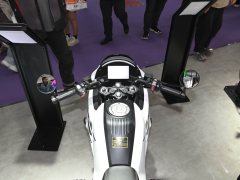 QJMOTOR 150 cc - фото 12