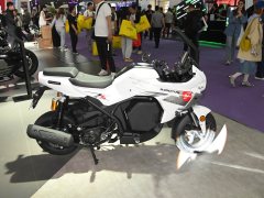 QJMOTOR 150 cc - фото 8