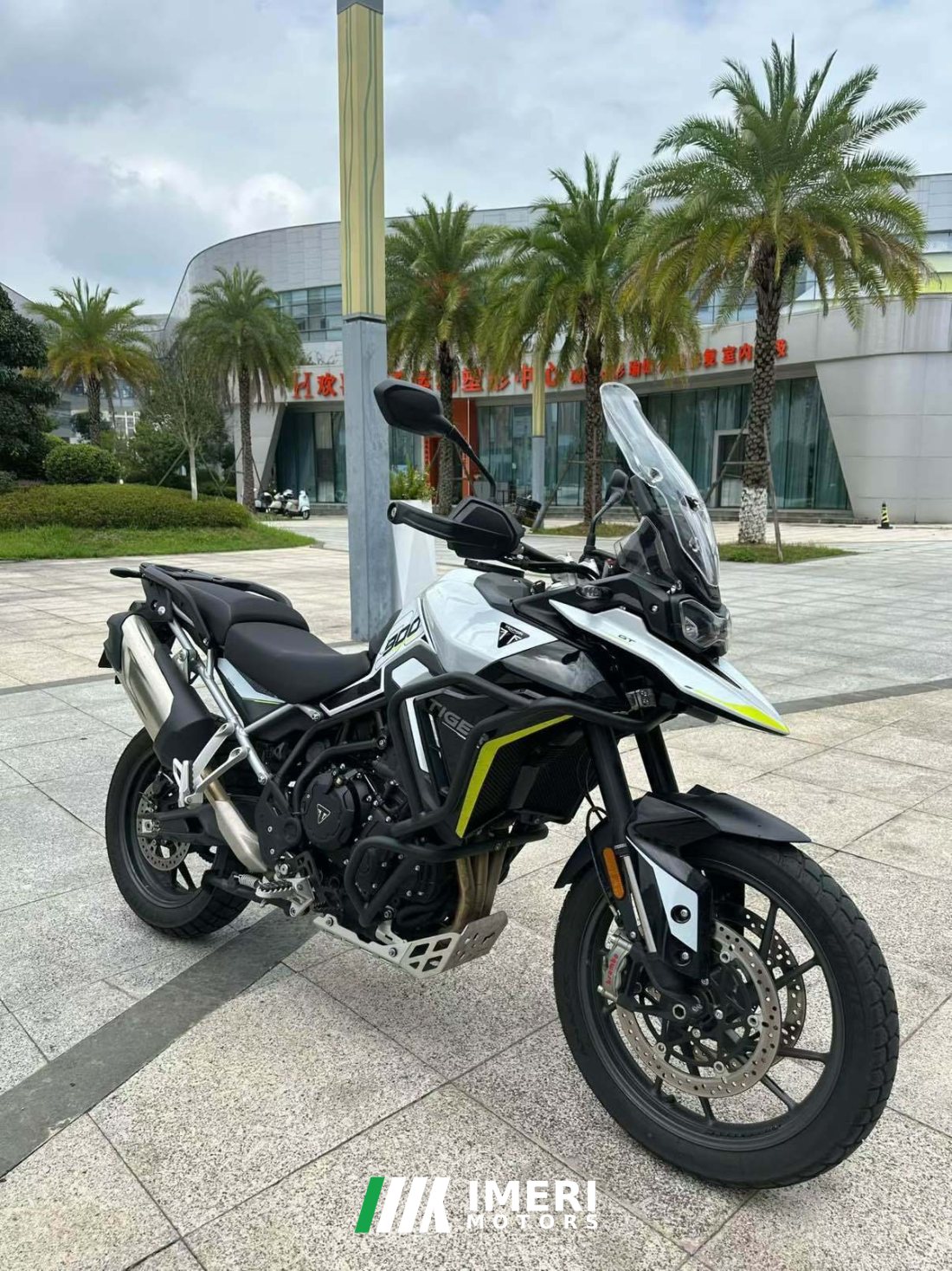 Triumph Tiger 900 - мотоцикл из Китая