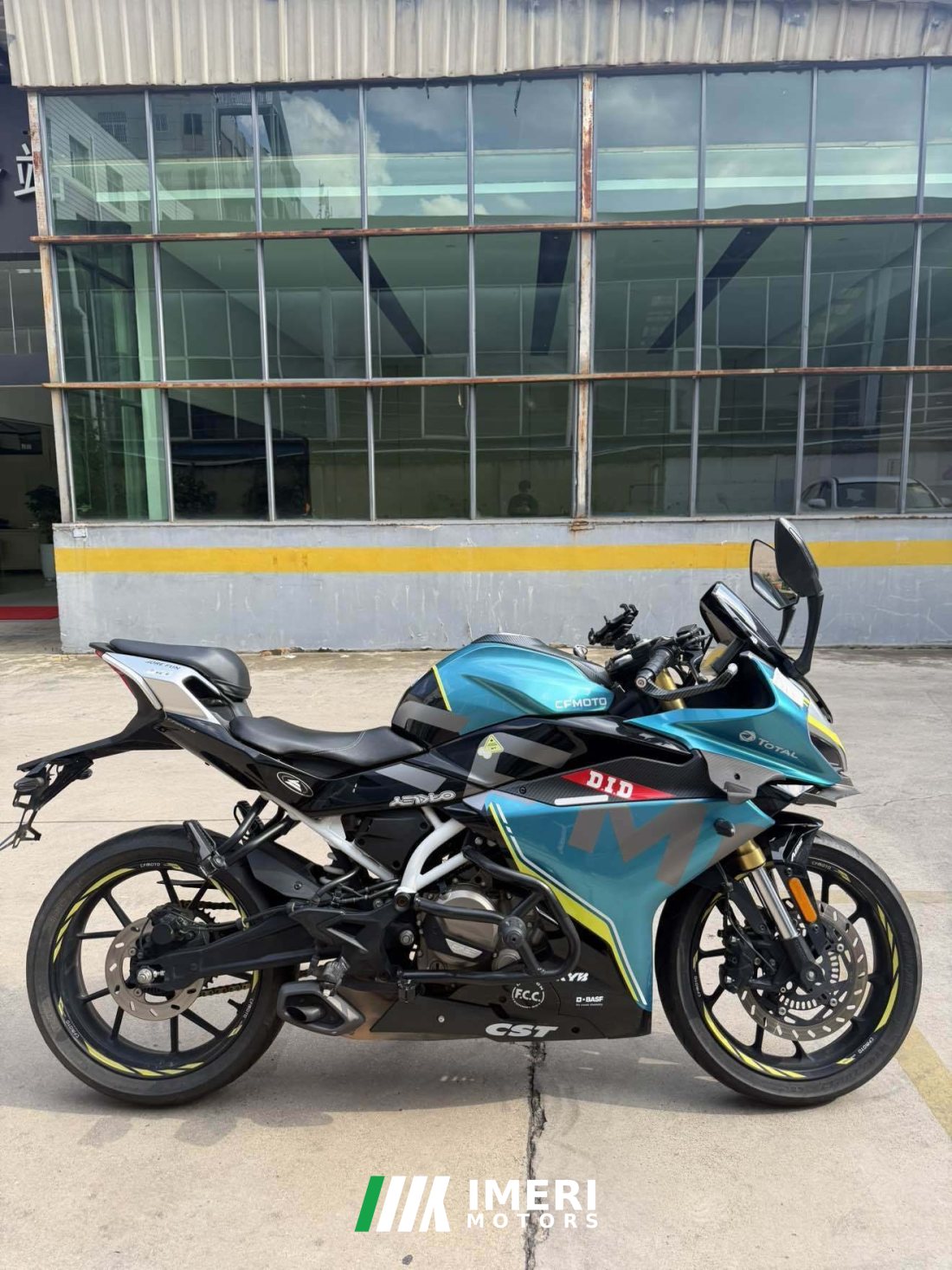 CFMOTO 250SR - мотоцикл из Китая