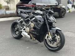 Ducati Street Fighter V4 1100 cc - фото 1