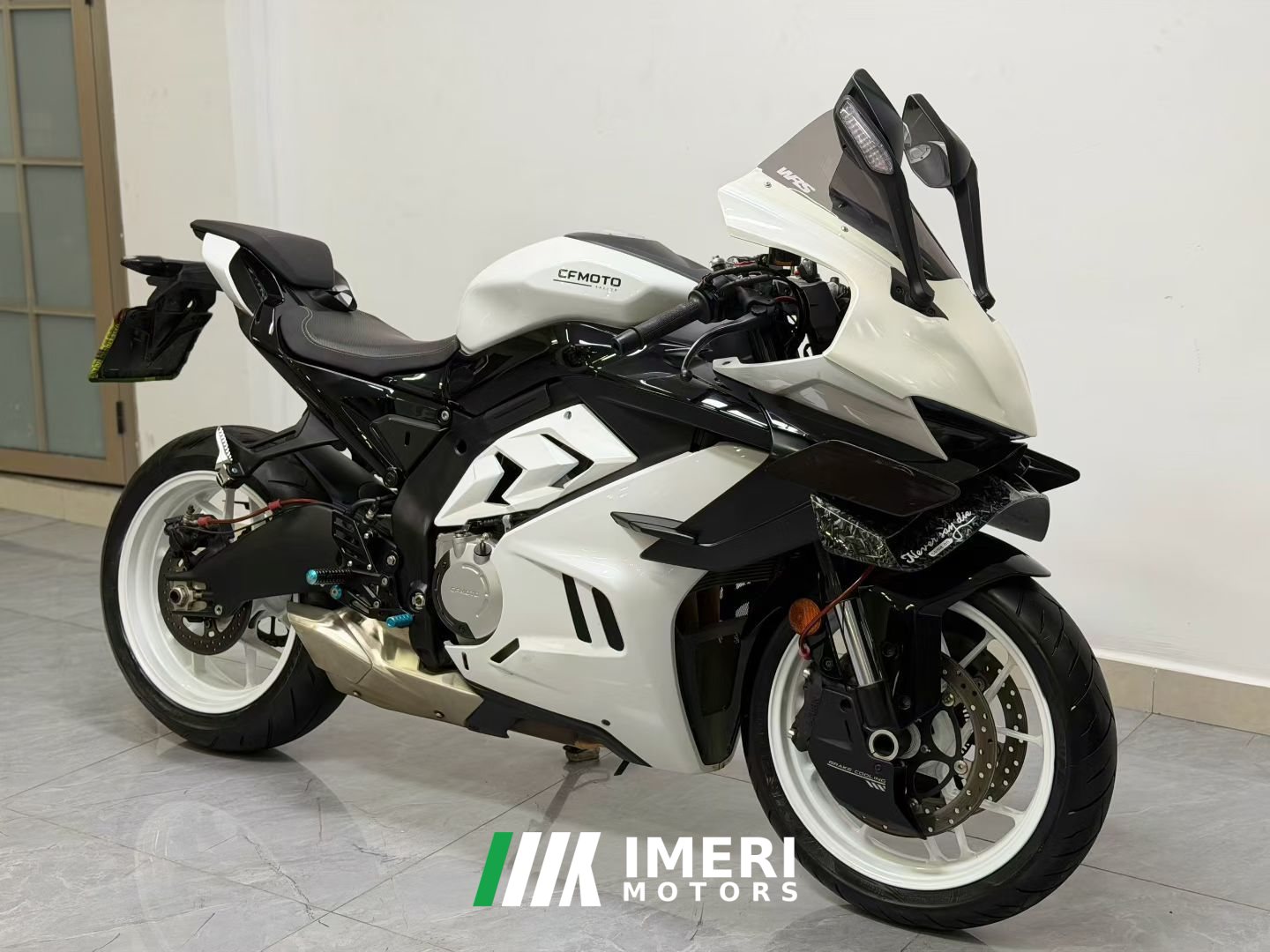 2025 CFMOTO 675SR-R