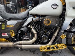 Harley-Davidson Road Glide 1923 cc - фото 3