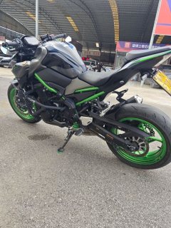 Kawasaki Z900 950 cc - фото 3