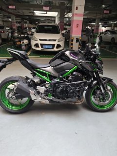 Kawasaki Z900 950 cc - фото 2