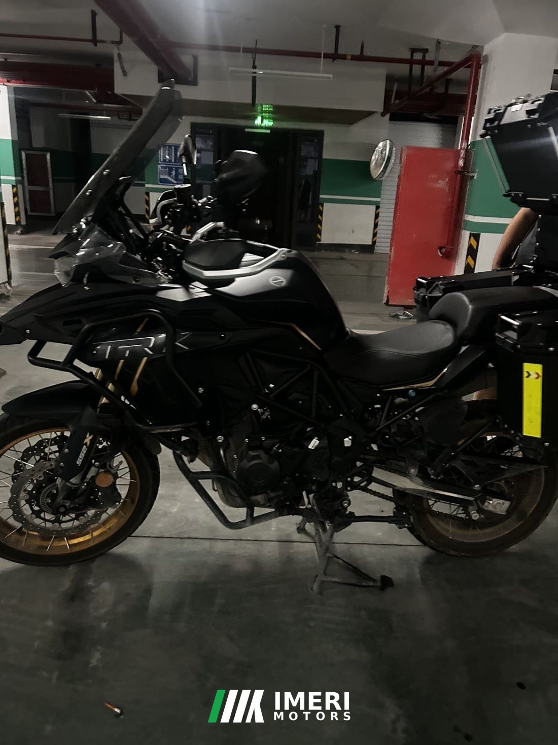 Benelli TRK552 550 cc - мотоцикл из Китая