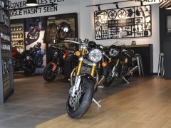 Triumph Thruxton - фото 11