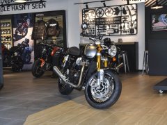 Triumph Thruxton - фото 12