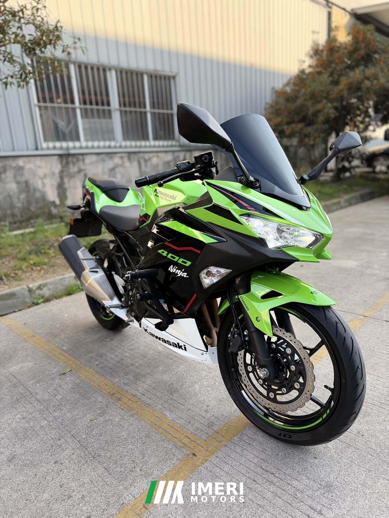 2022 Kawasaki Ninja 400