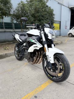 Benelli TNT600i - фото 1