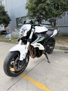 Benelli TNT600i - фото 3